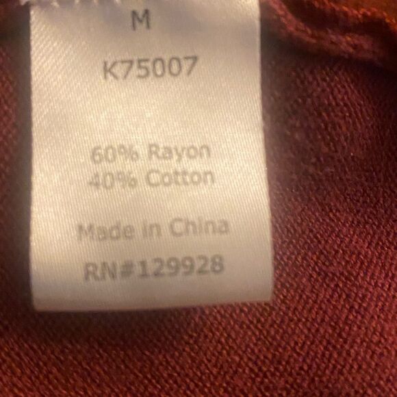 Knitted Dove Anthropologie Long Cardigan Sweater Ruffles Button up Burgundy M - Picture 6 of 8